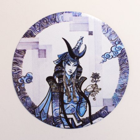 Магнит круглый "Девушка с цветком"