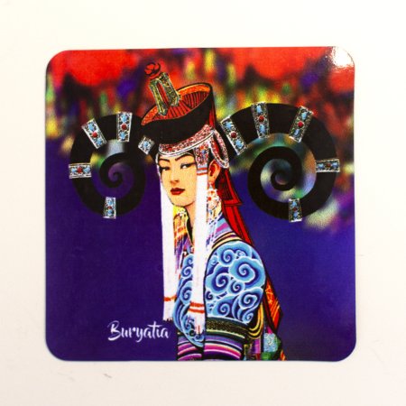 Магнит квадратный "Девушка с красным табуном"