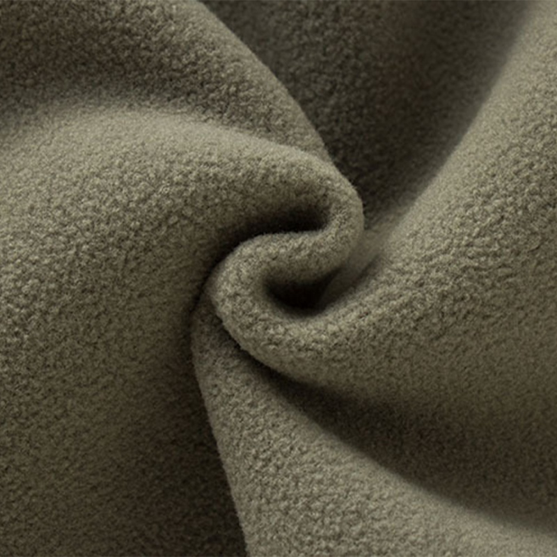 Жилет флисовый на молнии красный