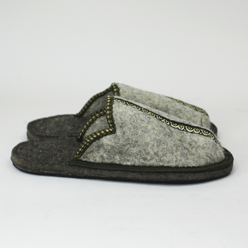 Тапочки с открытым задником с носком серые